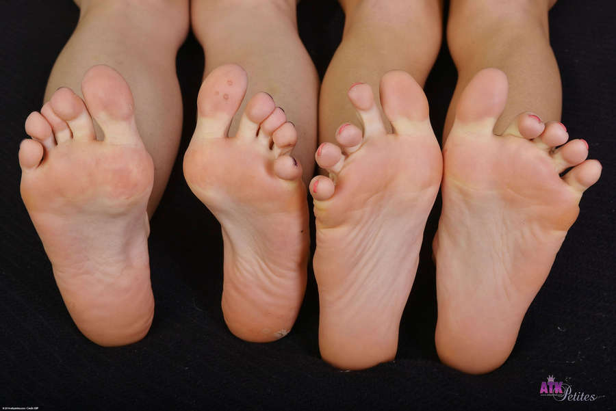 Lara Brookes Feet