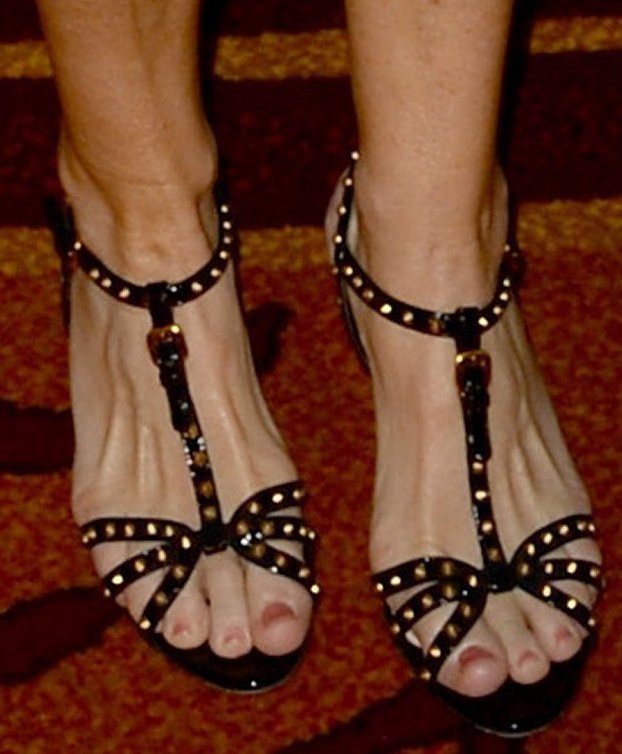 Mary Steenburgen Feet