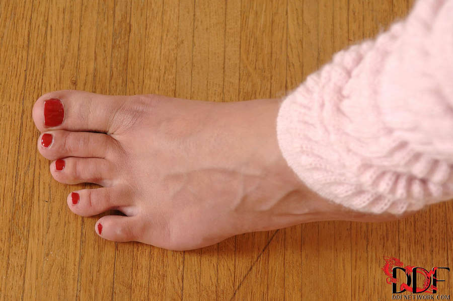 Nicole Smith Feet