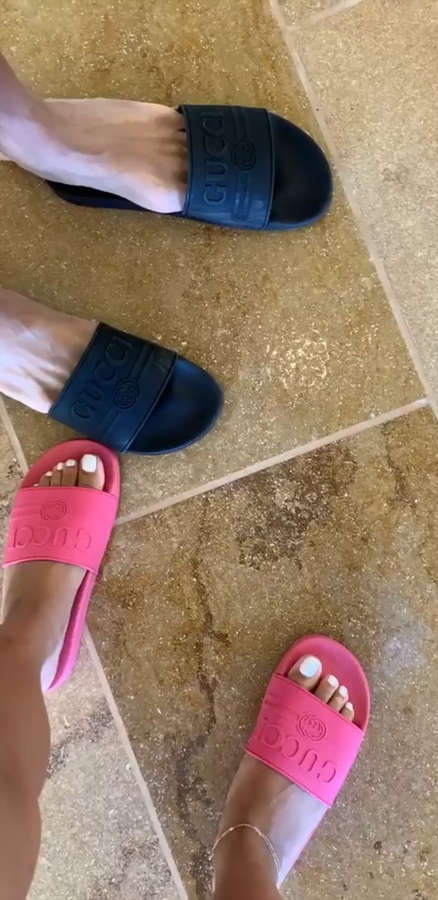 Jilly Anais Feet