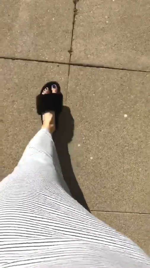 Bianca Rusu Feet