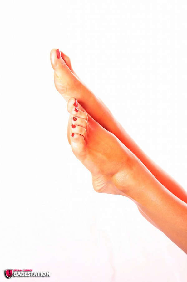 Dionne Mendez Feet