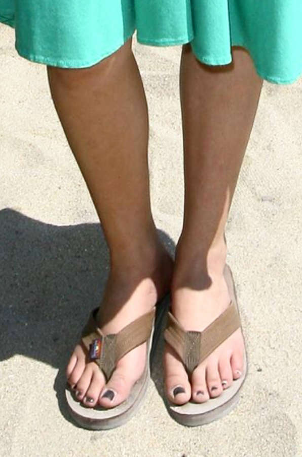 Malese Jow Feet