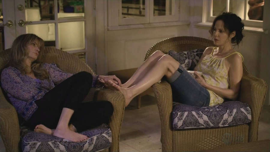 Mary Louise Parker Feet (10 pictures) - celebrity-feet.com