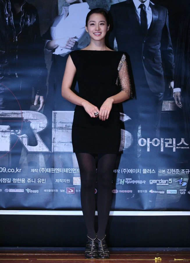 Tae Hee Kim Feet
