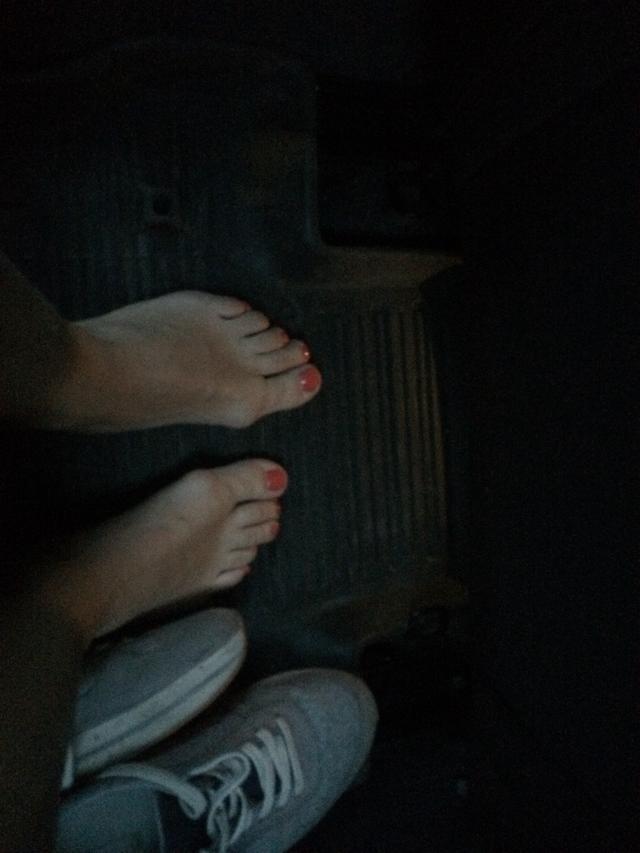 Anna Brolin Feet