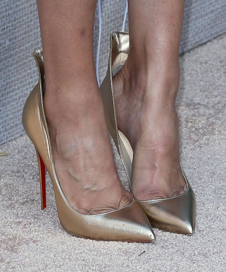Paula Patton Feet