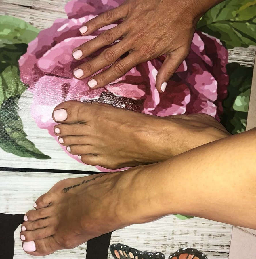 Raquel Bollo Feet