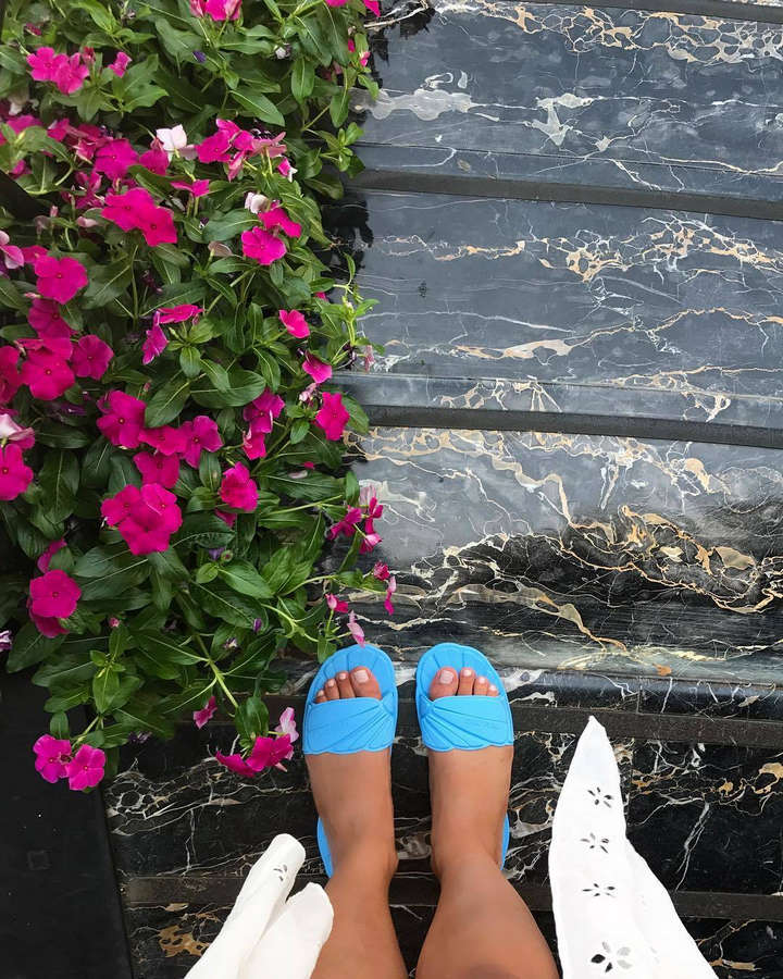 Lana Feet