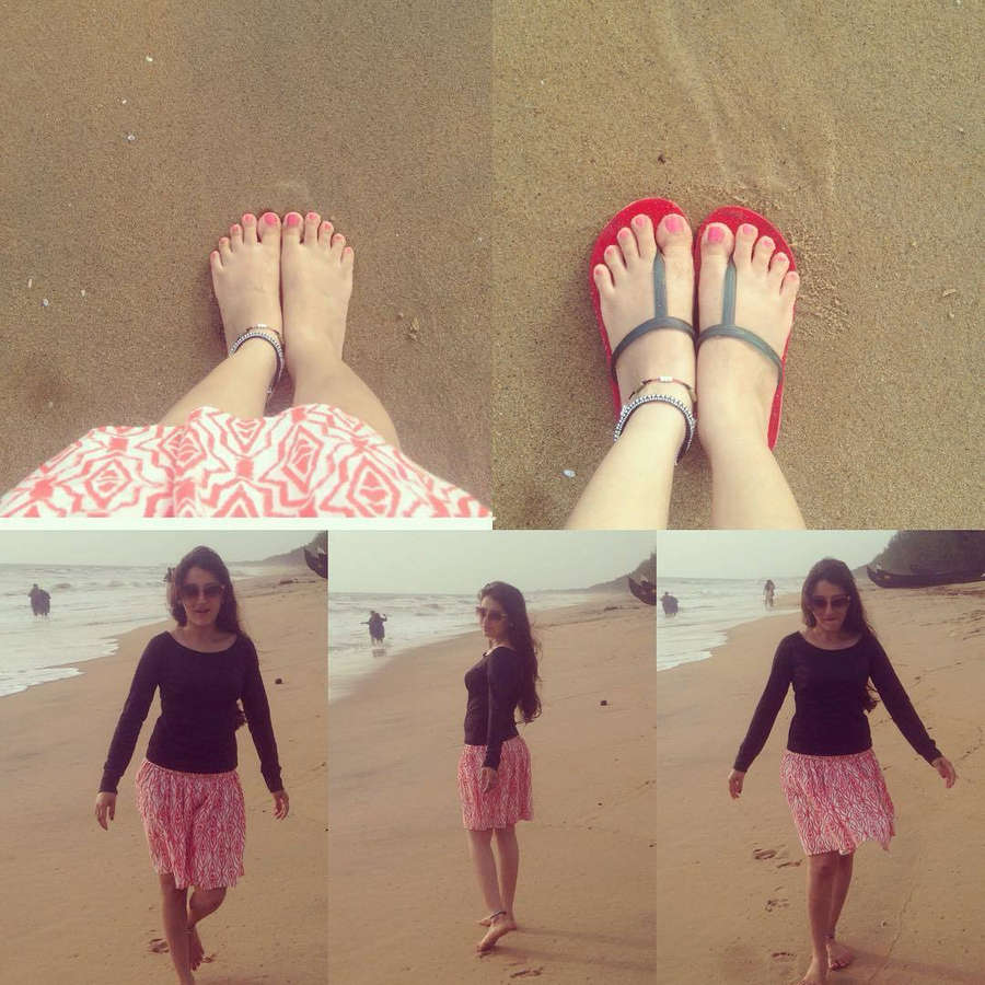 Priyanka Kandwal Feet