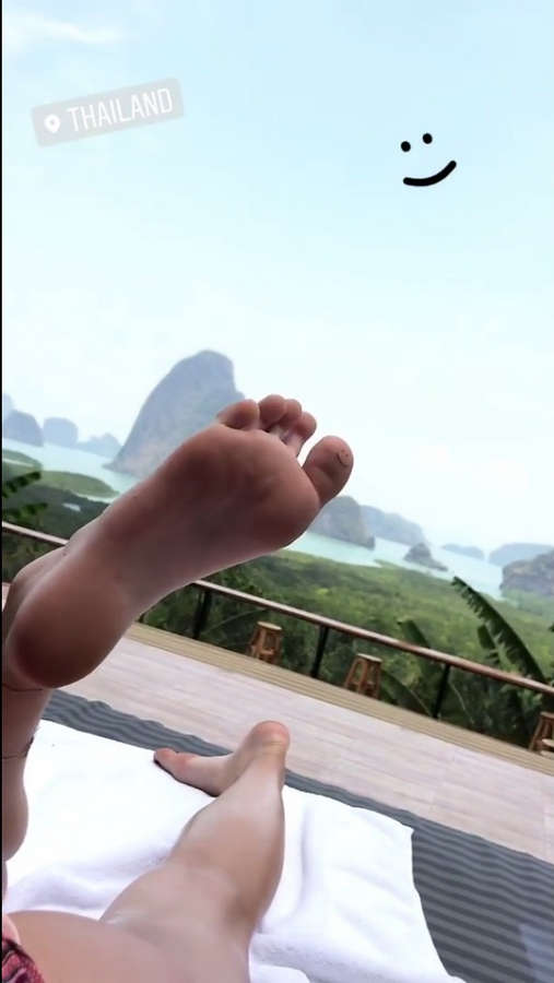 Yvonne Pferrer Feet