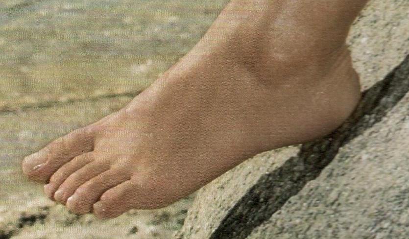 Leticia Birkheuer Feet