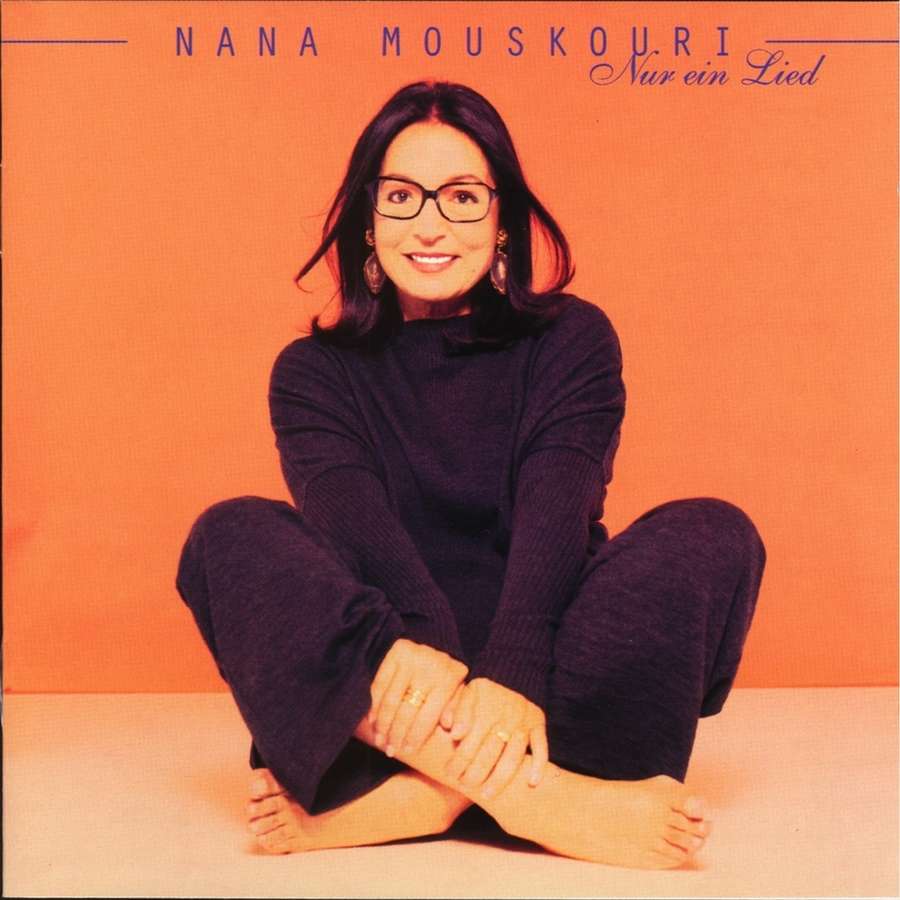 Nana Mouskouri Feet