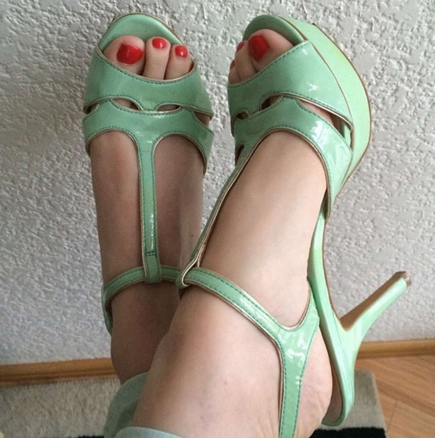 Atala Sarmiento Feet. 
