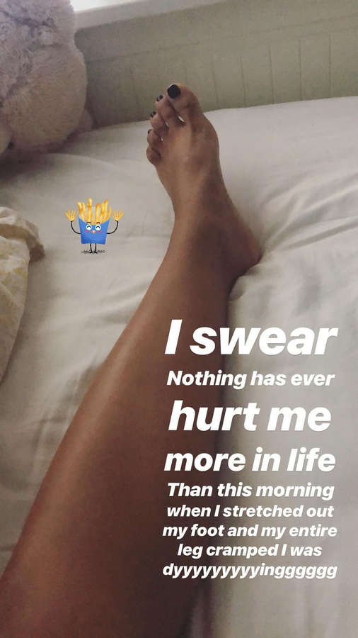 Tinashe Feet