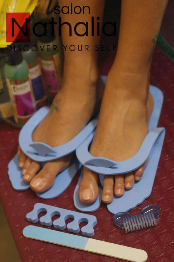 Oshadi Himasha Chavindi Feet