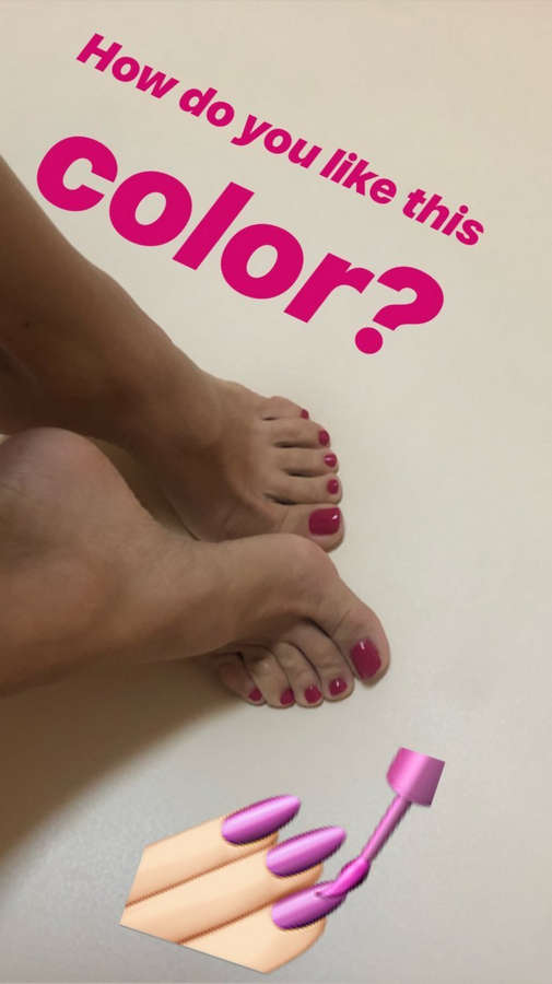 Ivana Korab Feet