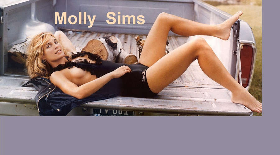 Molly Sims Feet