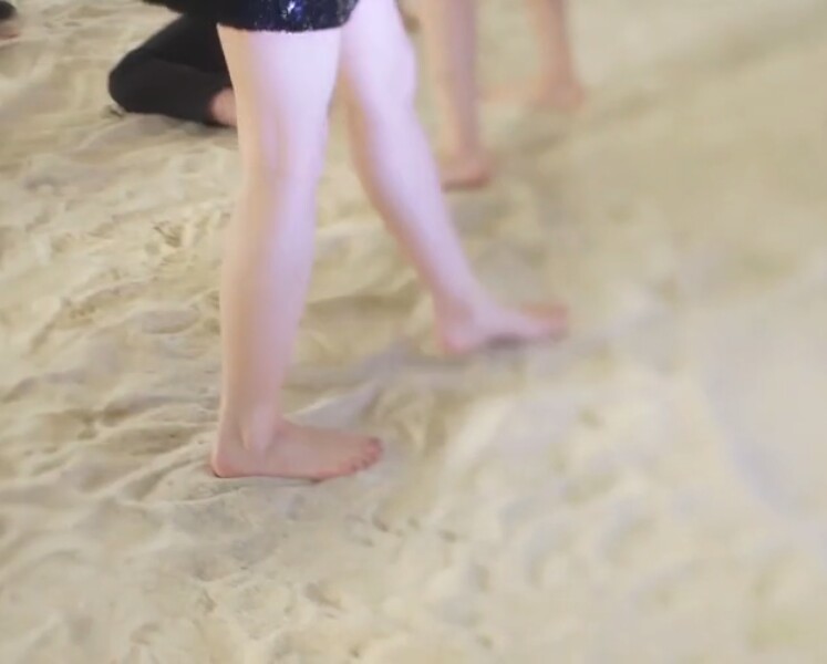 Sana Minatozaki Feet