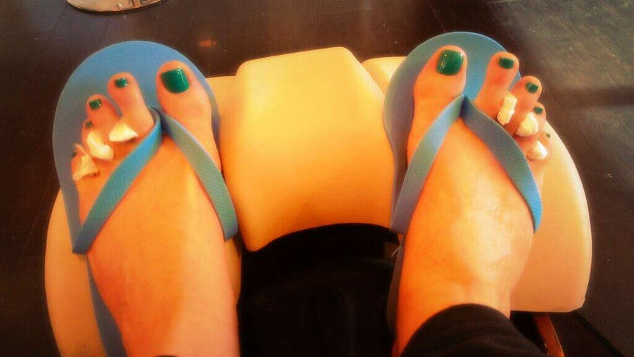 Delia DeLions Feet