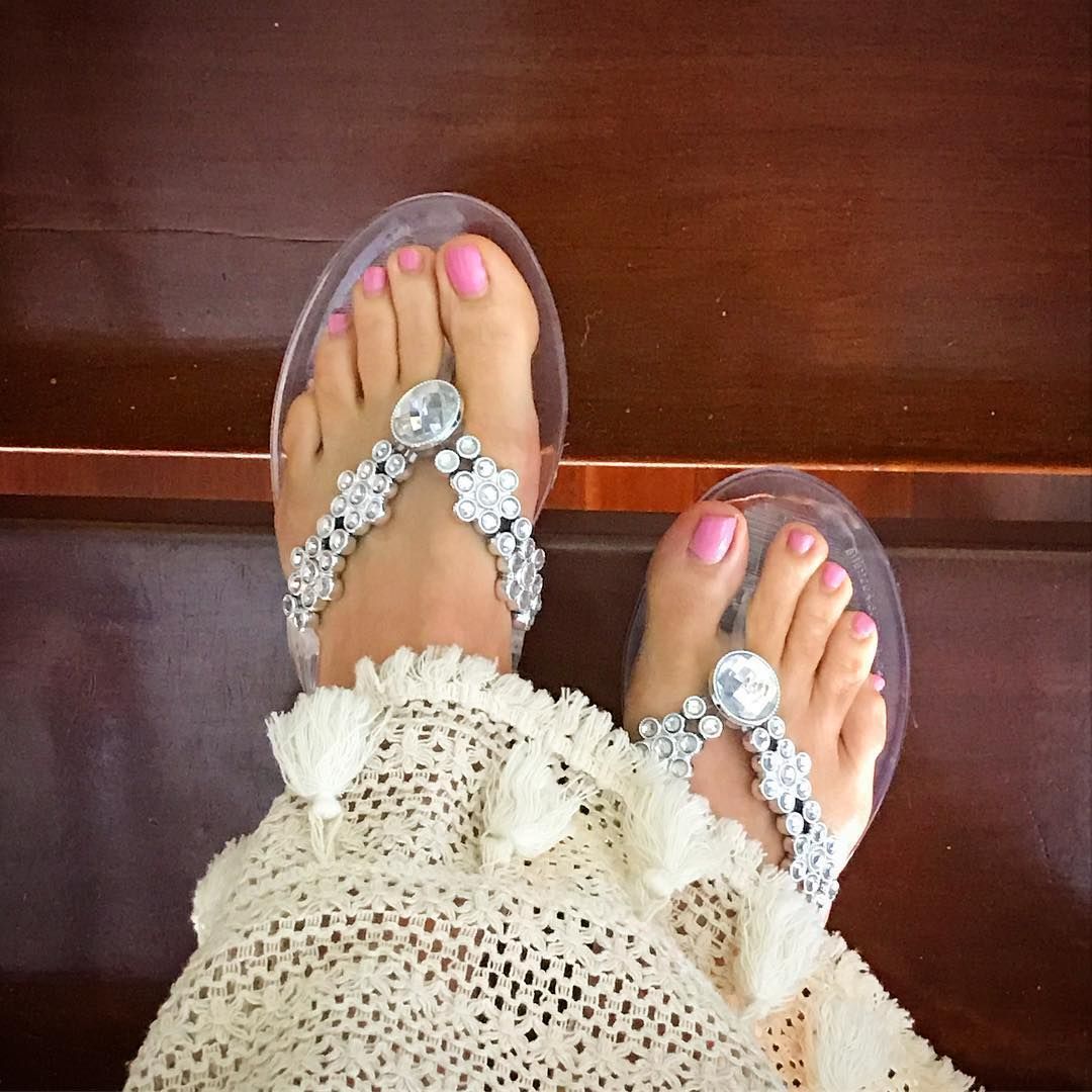 Suzie MacKenzie Feet