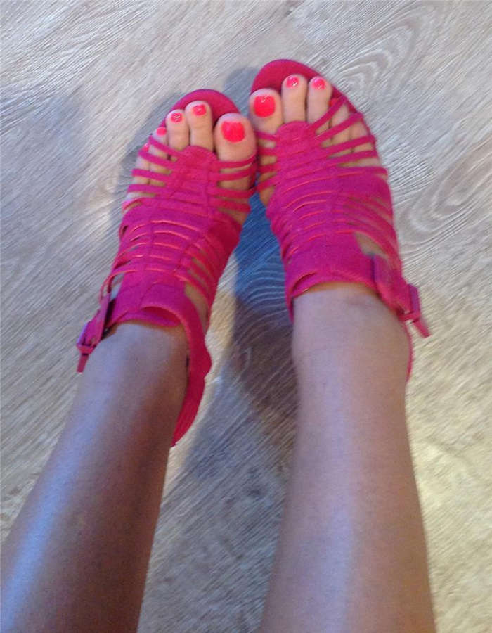 Maryse Mizanin Feet