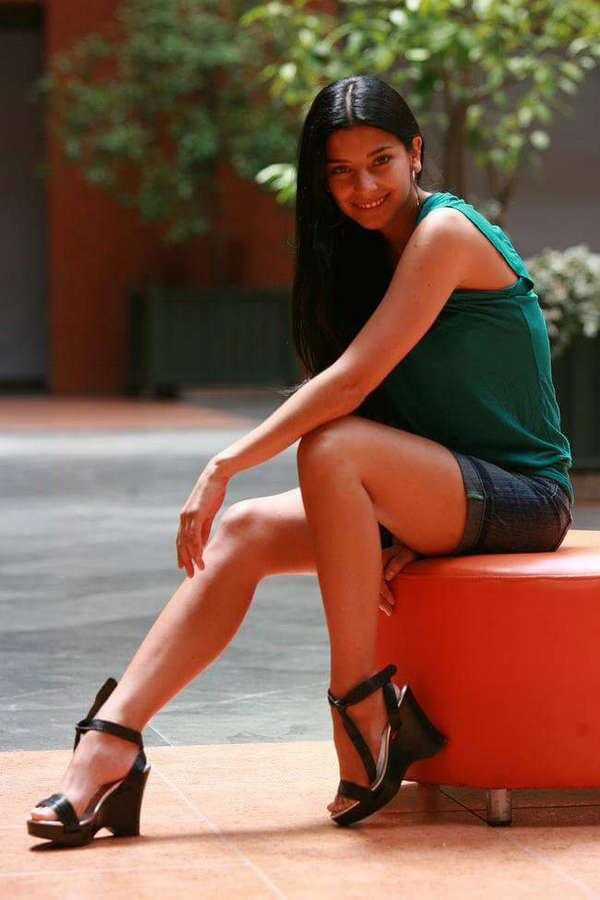 Daniela Castillo Feet