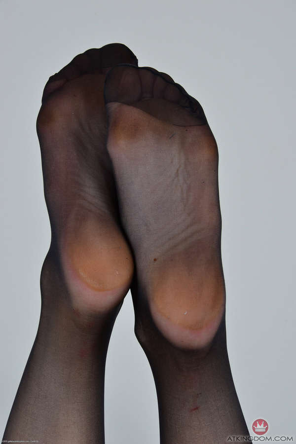Isabella Lui Feet