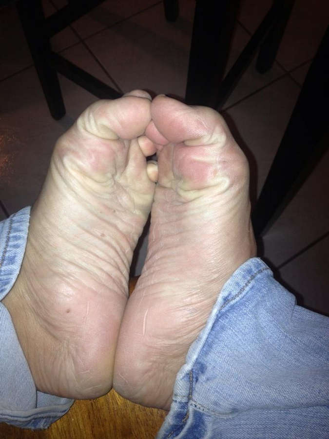 Milf Nikki Feet