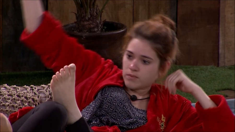 Ana Clara Lima Feet