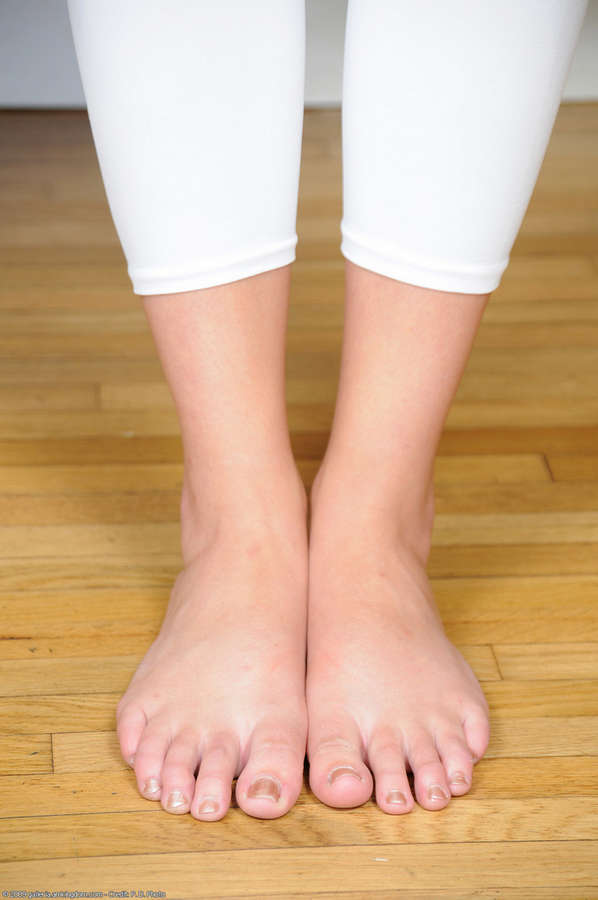 Jessi Stone Feet