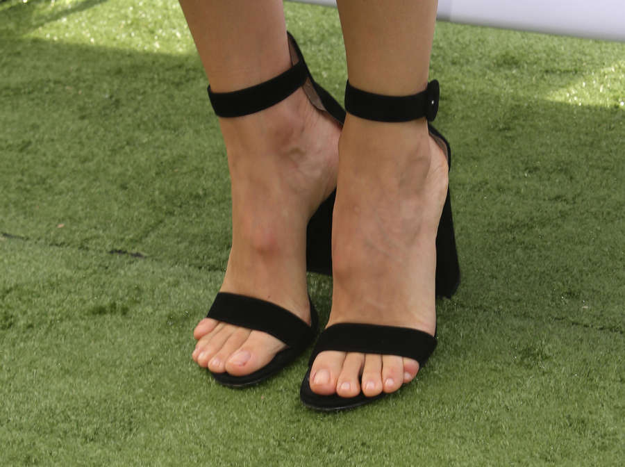 Jennifer Garner Feet