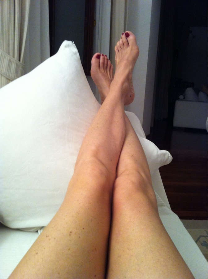 Elisabetta Ferracini Feet