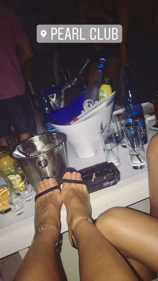 Ioanna Touni Feet
