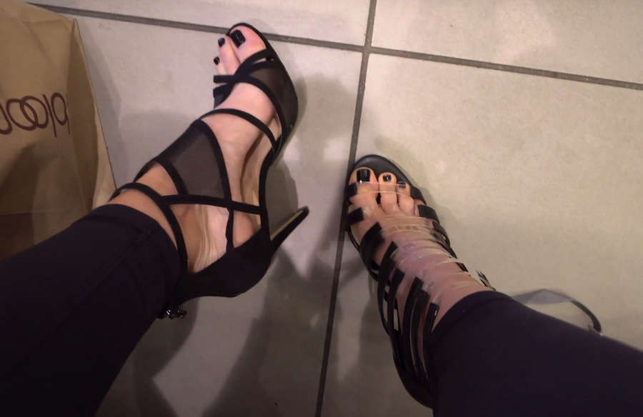 Jenna Ezarik Feet. 