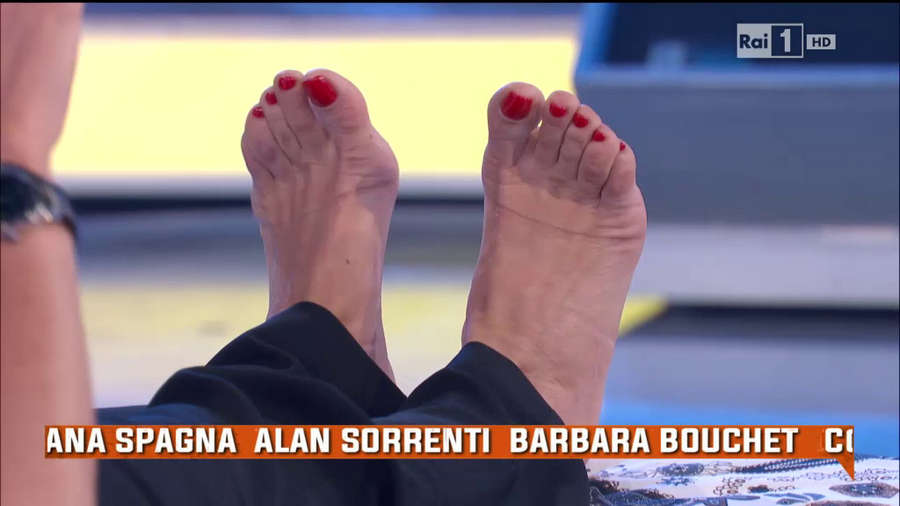 Paola Perego Feet