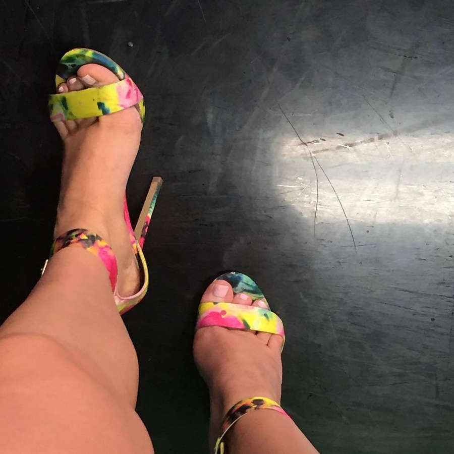 Claudia Torres Feet