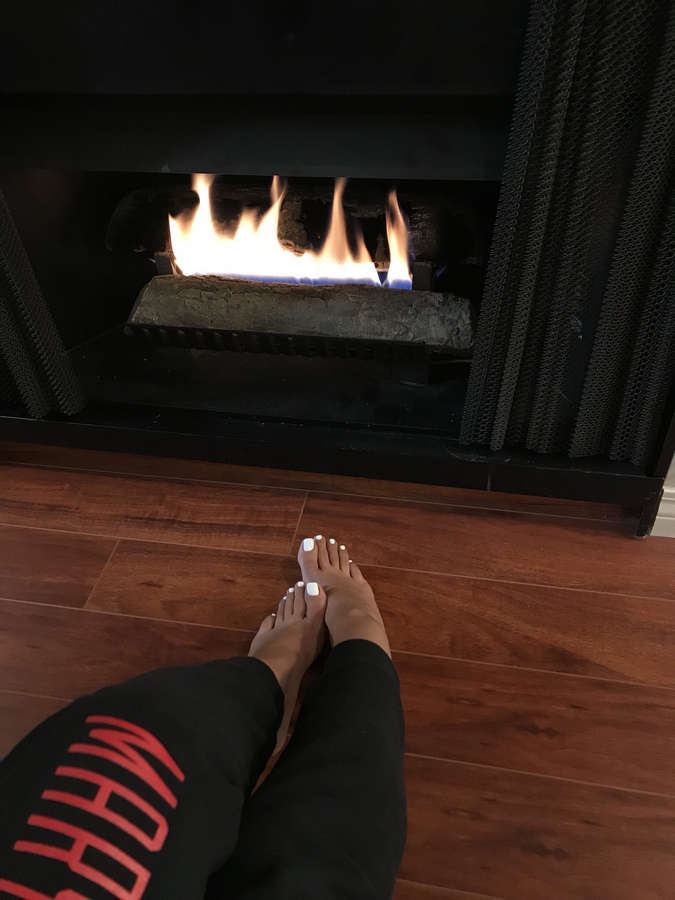 Mia Khalifa Feet