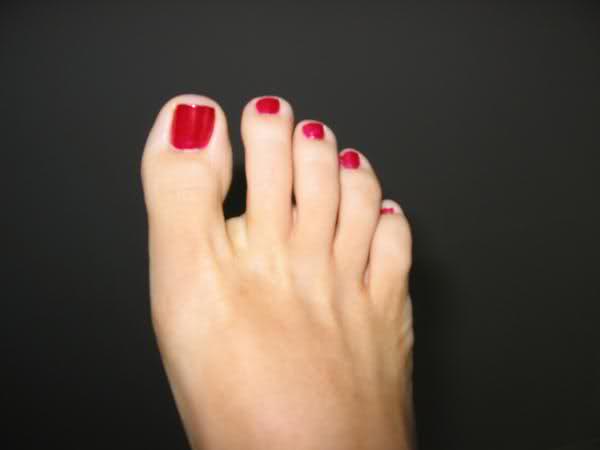 Meredith Salenger Feet