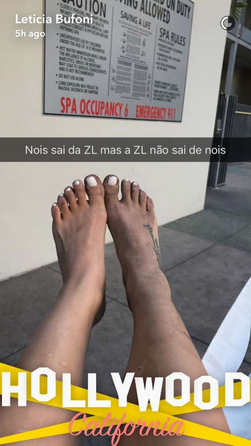 Leticia Bufoni Feet