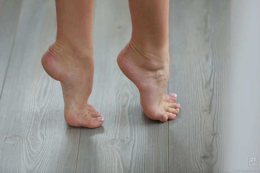 Ivana Sugar Feet