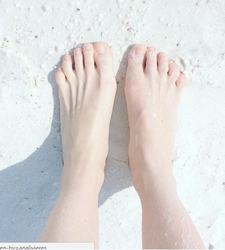 Ana Livieres Feet