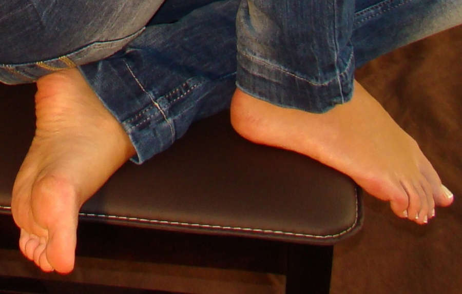 Manuela Imaz Feet