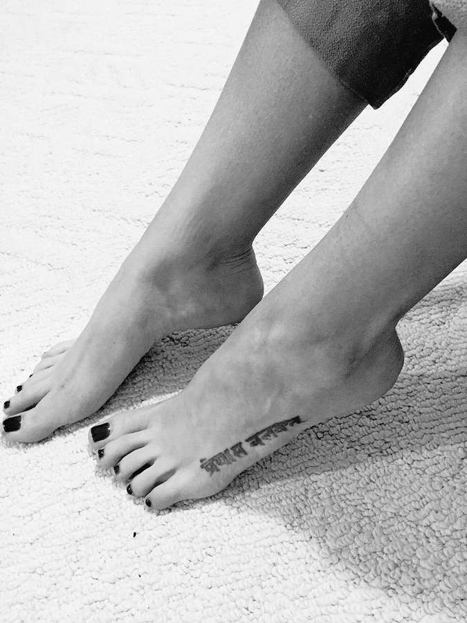 Tiffany Brookes Feet