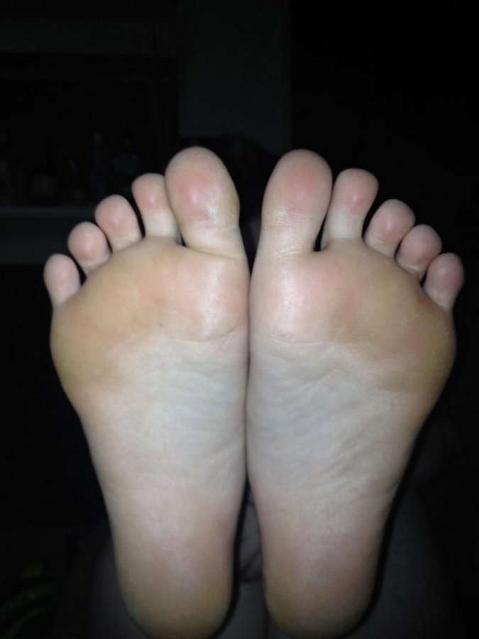 Allison Wyte Feet