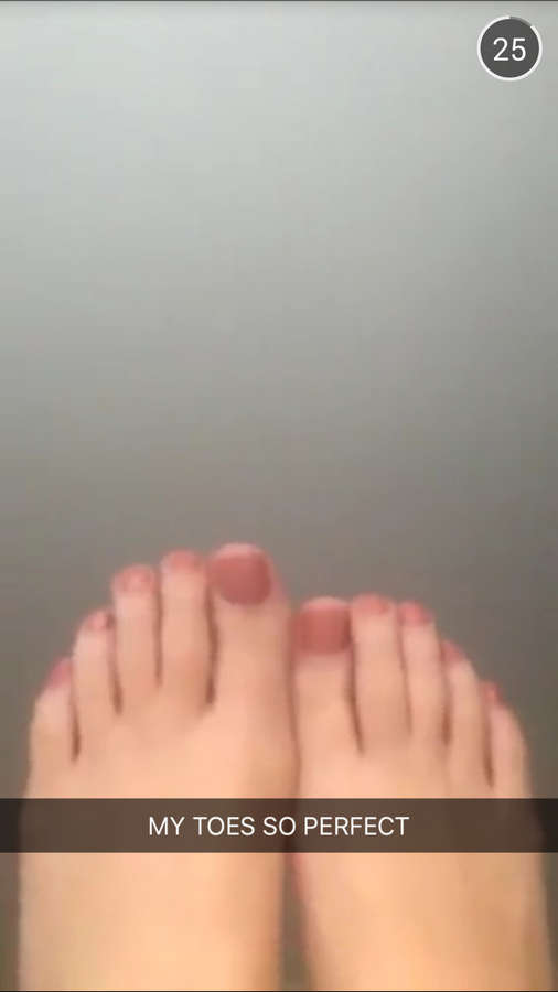 Lil Debbie Feet