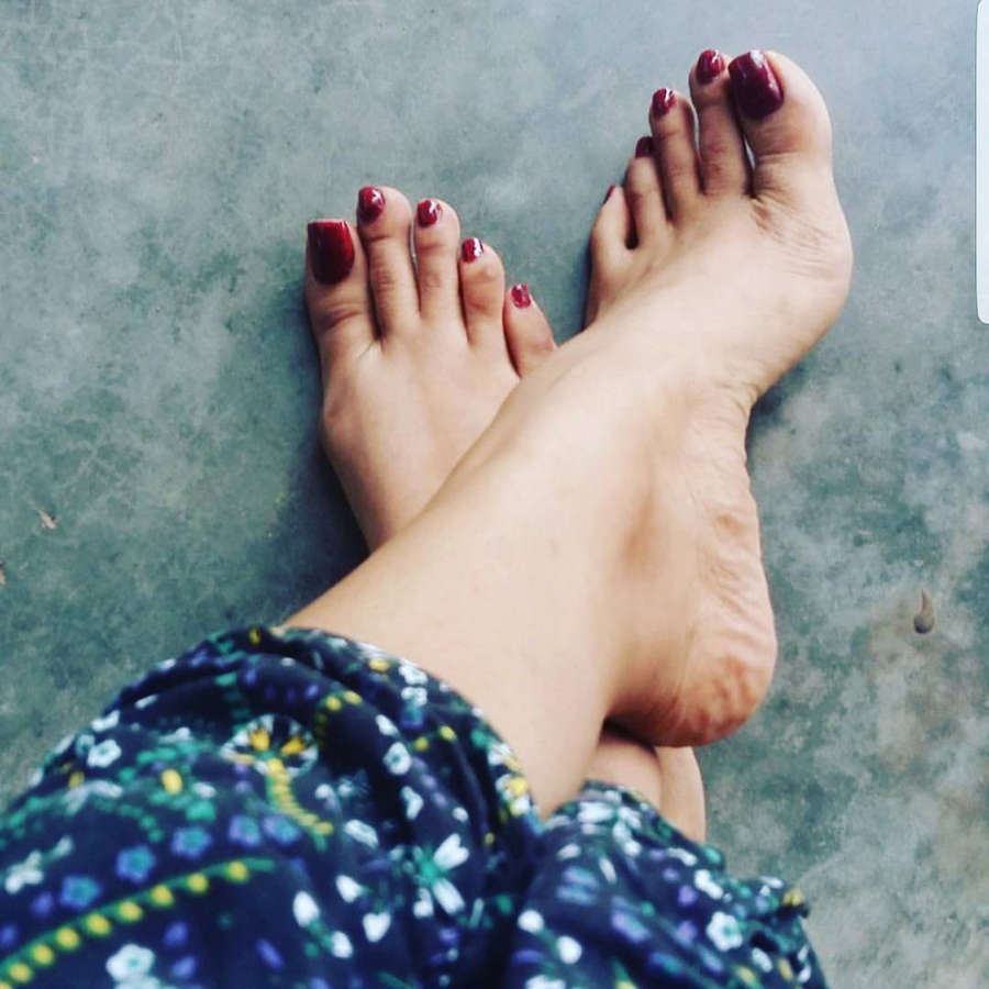 Shanali Weerasinghe Feet