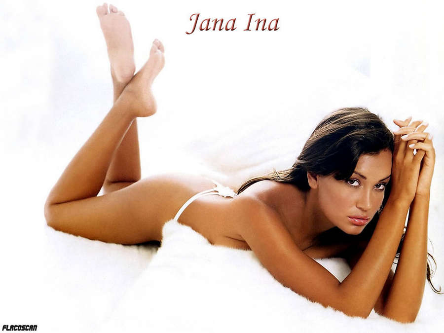 Jana Ina Feet