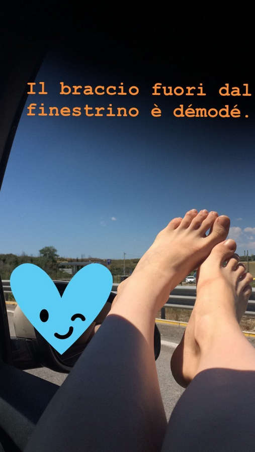 Demetra Bellina Feet