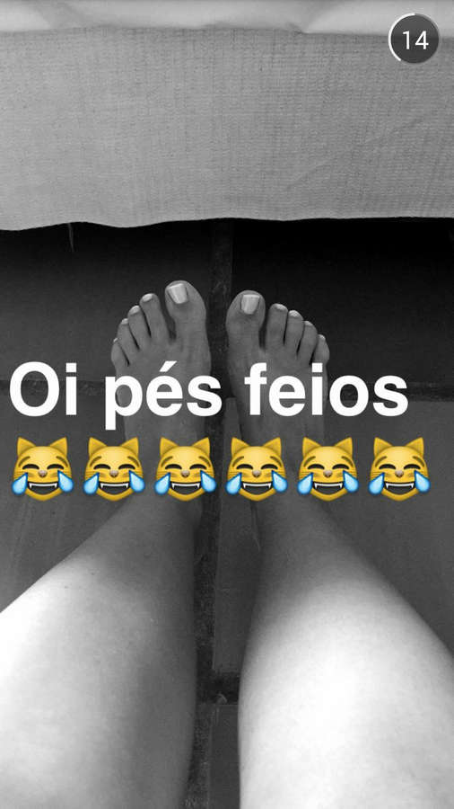 Natalia Cardoso Feet